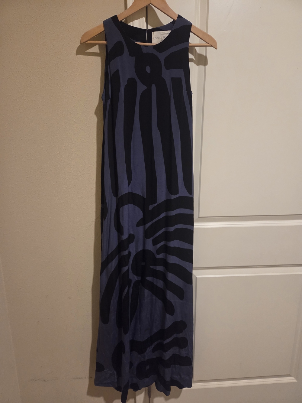Sleeveless Navy and Black Maxi Dress